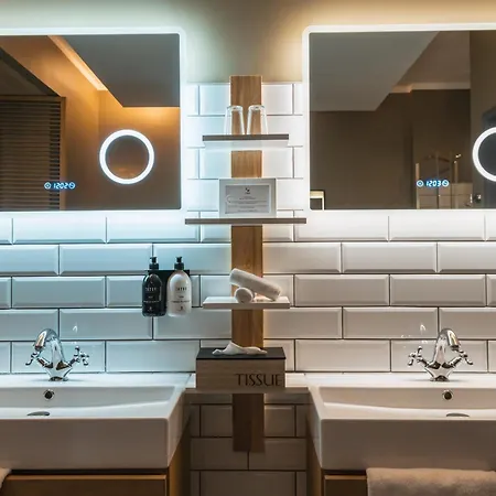 Le Monastere De Mont & 4*