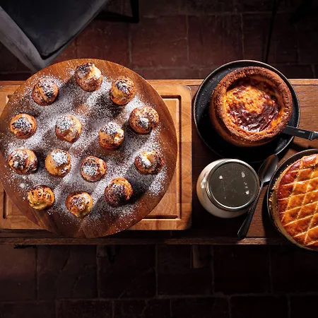 Le Monastere De Mont & Saint-Mont