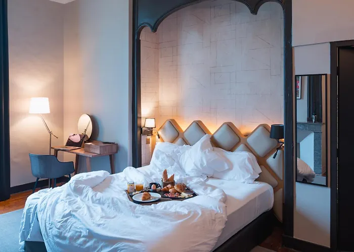 Отель Le Monastere De Mont & 4*