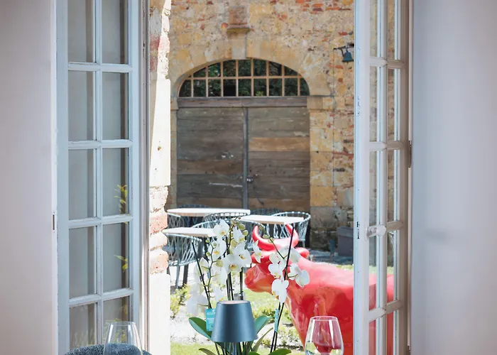 Le Monastere De Mont & Отель Saint-Mont